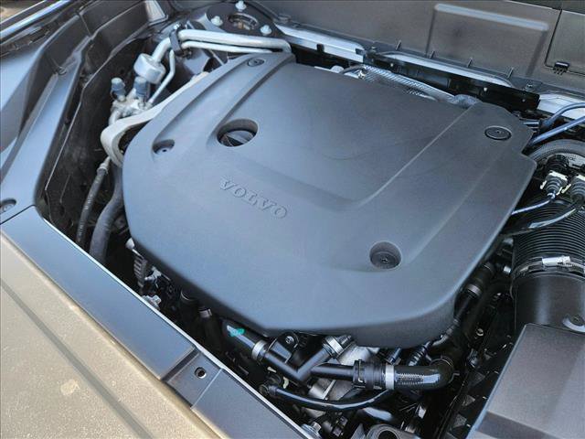 Used 2023 Volvo XC90 B6 Core w/ Protection Package Premier AWD/4WD image 22