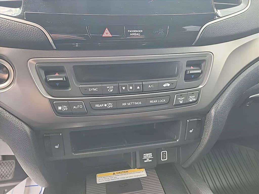 Used 2021 Honda Pilot Special Edition image 13