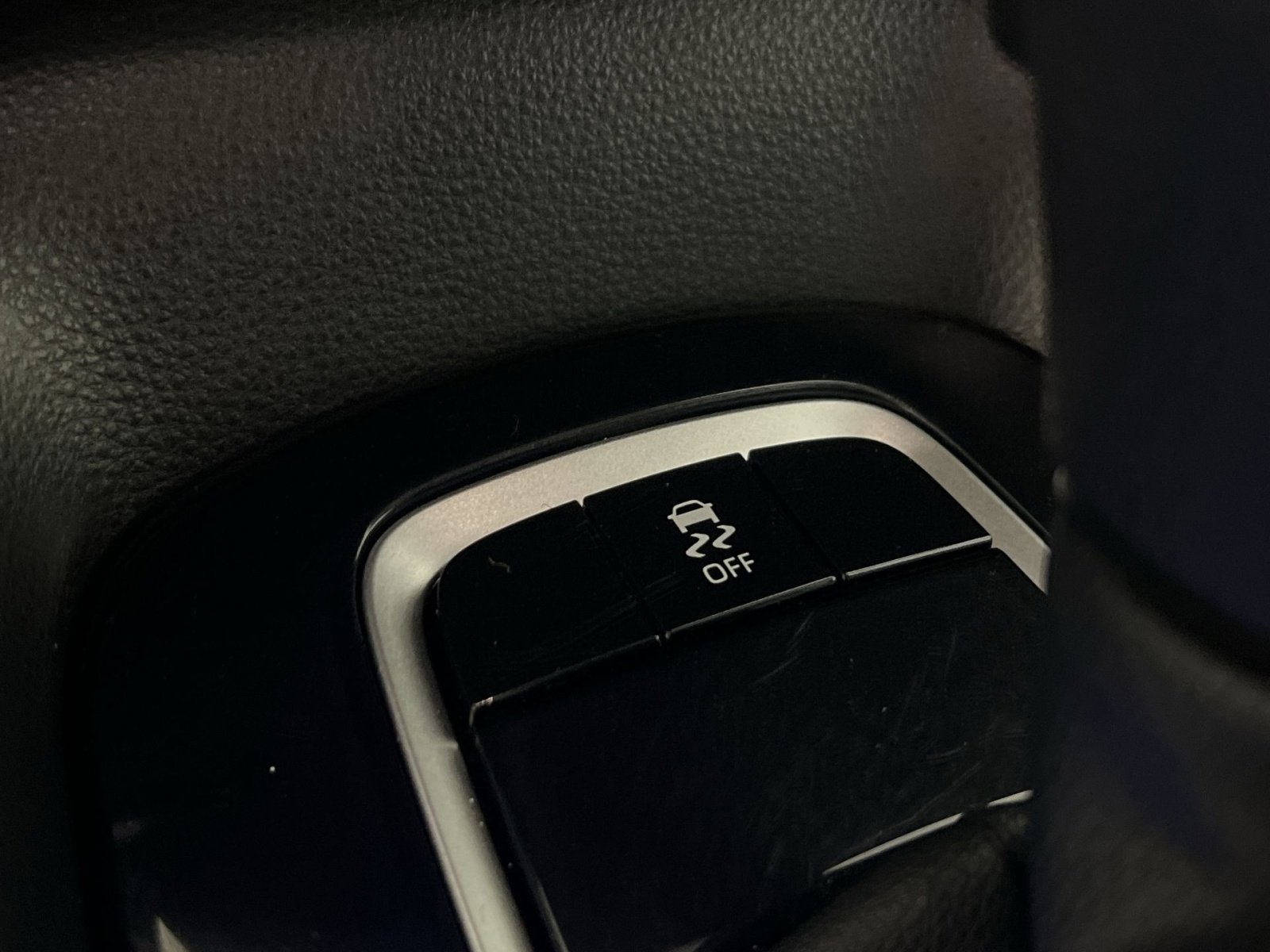 Used 2024 Toyota Corolla LE image 33