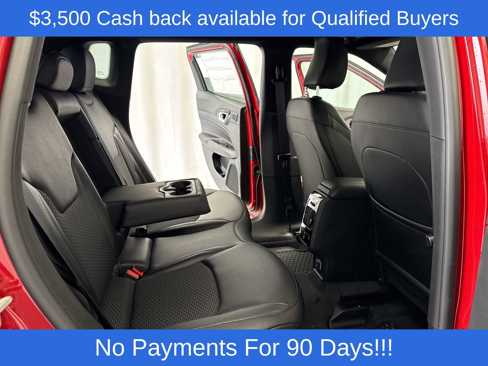 New 2025 Jeep Compass Latitude w/ Sun & Sound Group image 34