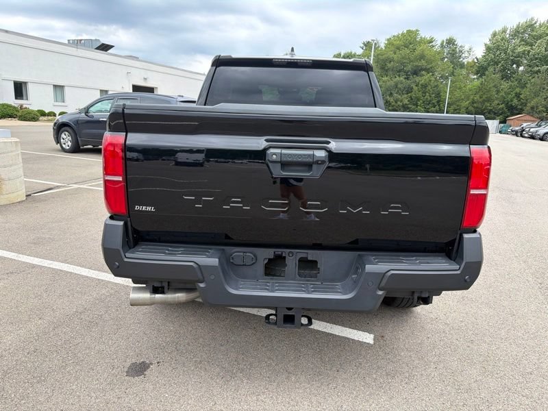 Certified 2024 Toyota Tacoma SR w/ SR Upgrade Package RWD image 4