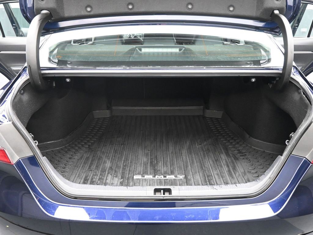 Used 2021 Toyota Camry SE image 25