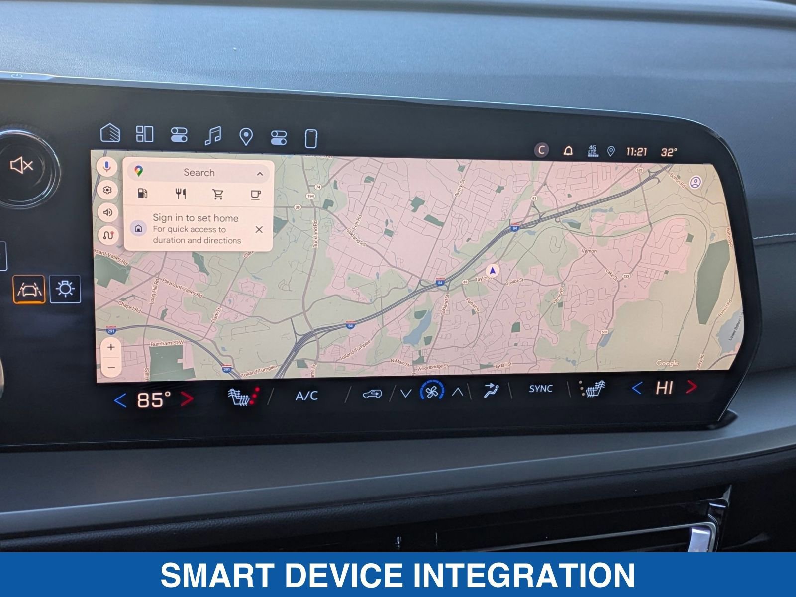Used 2024 Chevrolet Traverse LS image 25