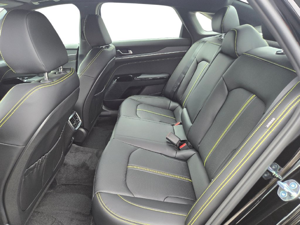 New 2027 Kia K5 GT FWD image 19