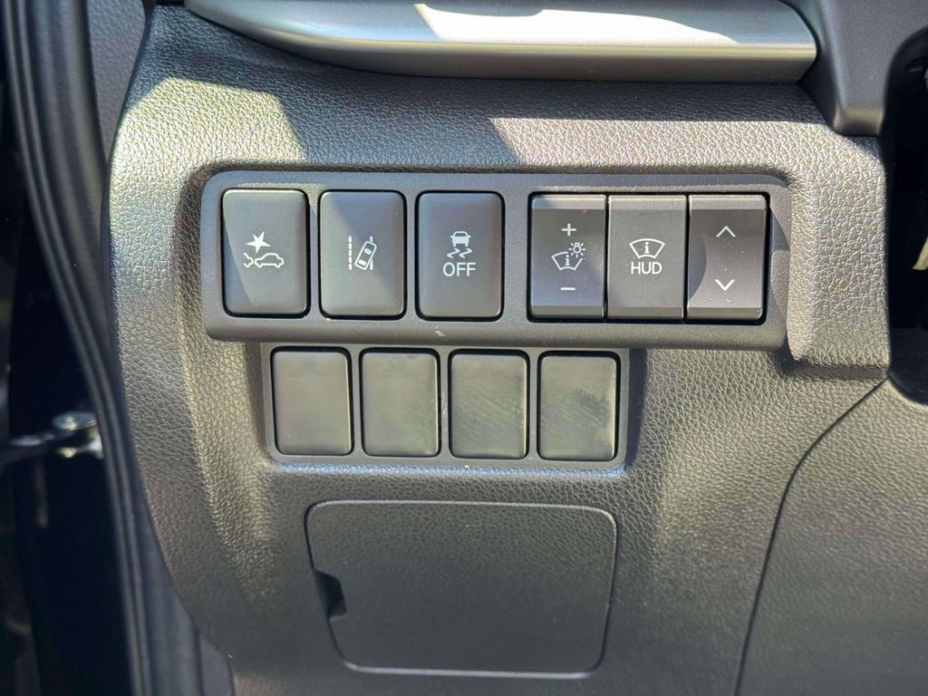 Used 2023 Mitsubishi Eclipse Cross SEL AWD/4WD image 23