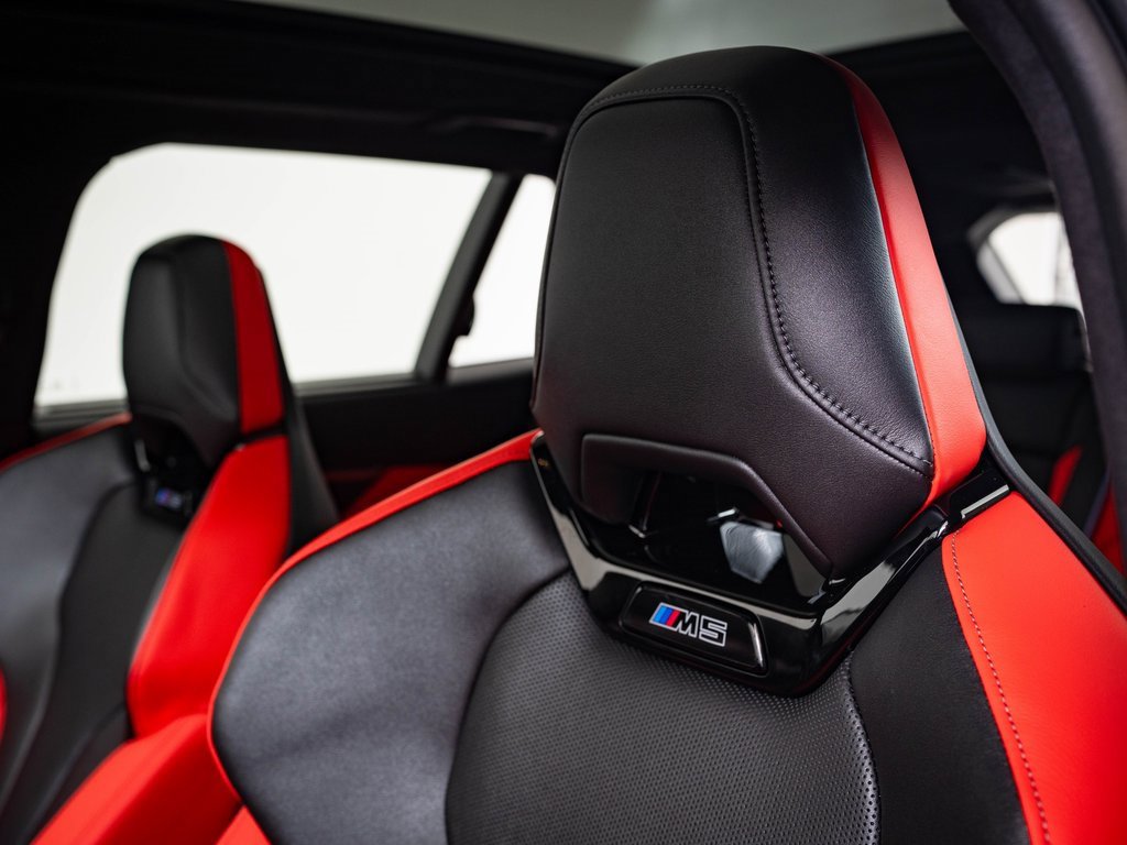 New 2025 BMW M5 Touring image 19