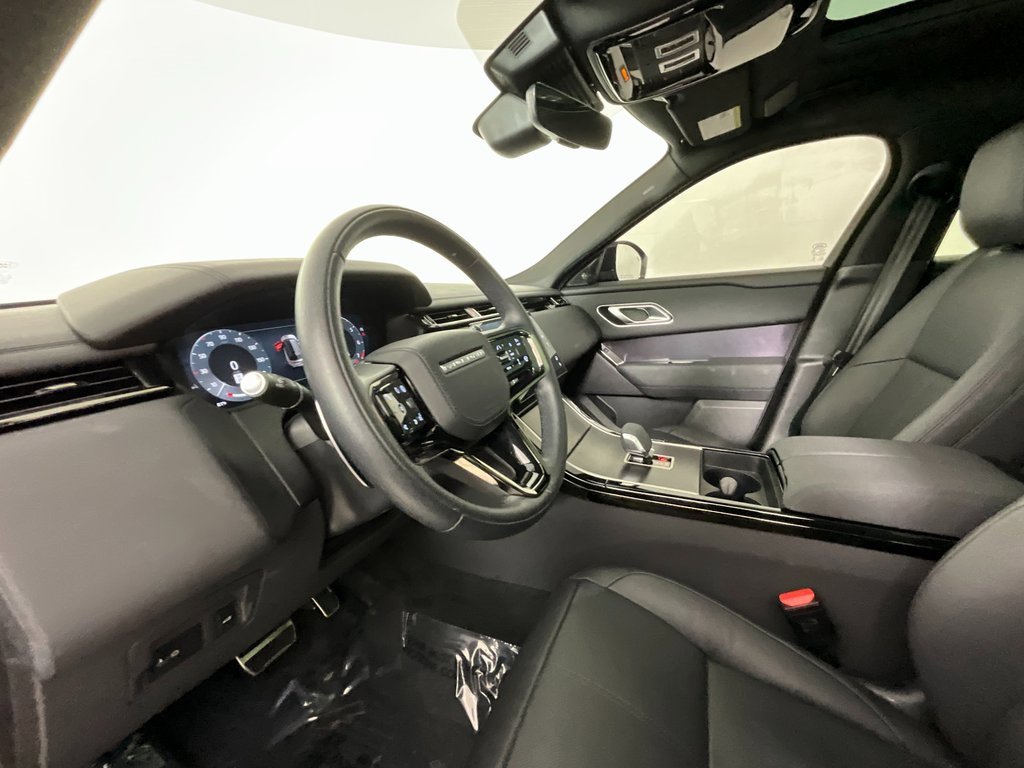 Used 2026 Land Rover Range Rover Velar Dynamic SE image 15