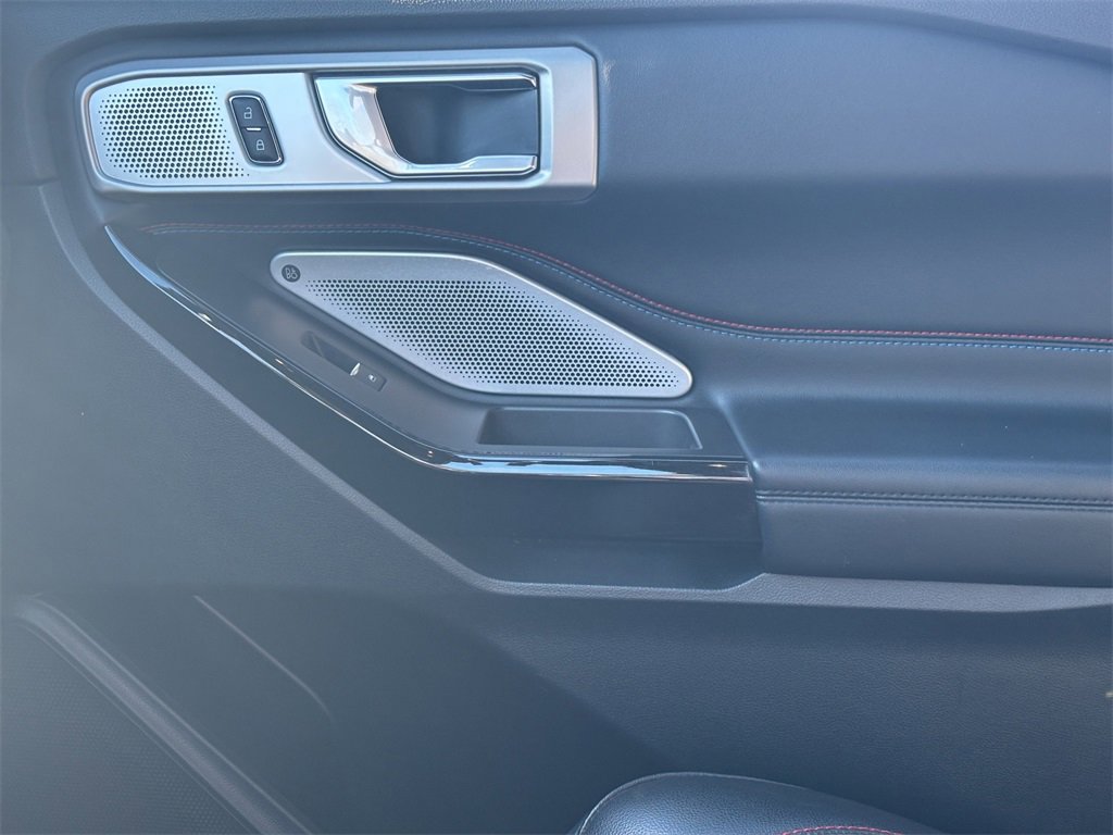 Used 2024 Ford Explorer ST w/ Equipment Group 401A image 11