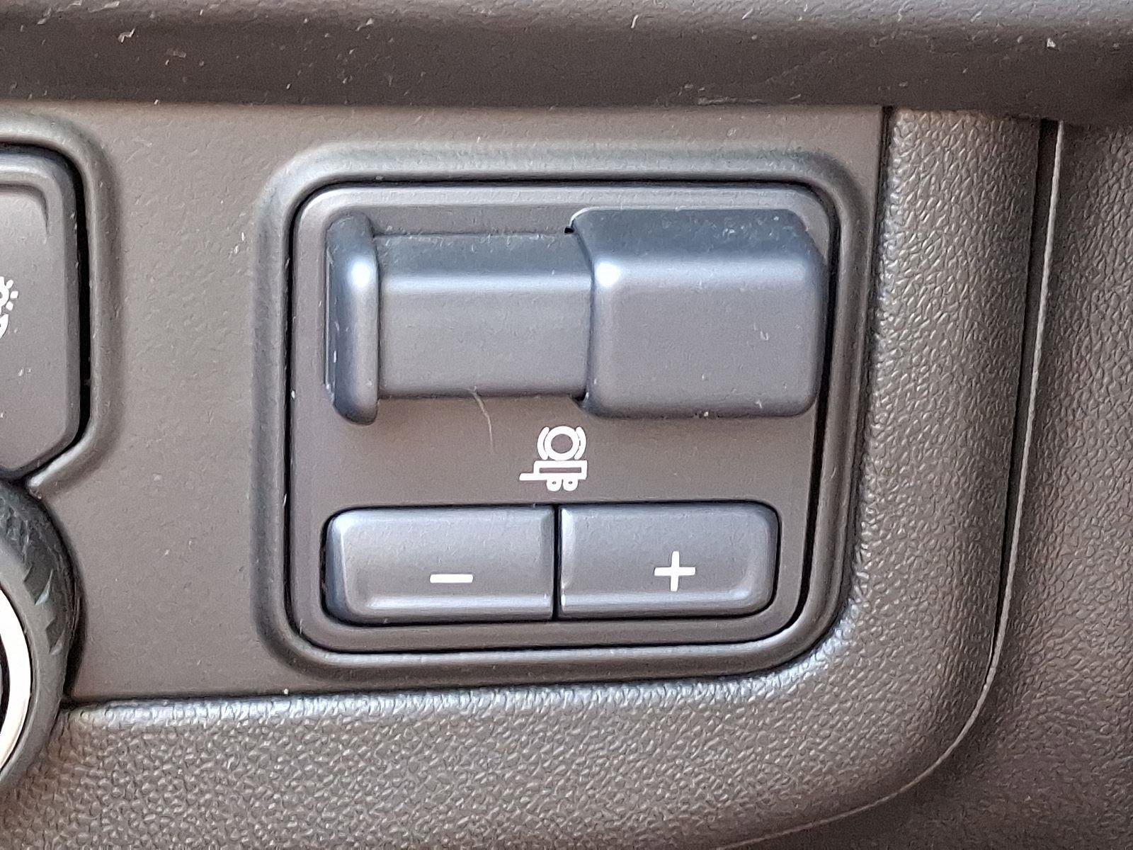 Used 2021 Chevrolet Suburban High Country w/ Premium Package image 29