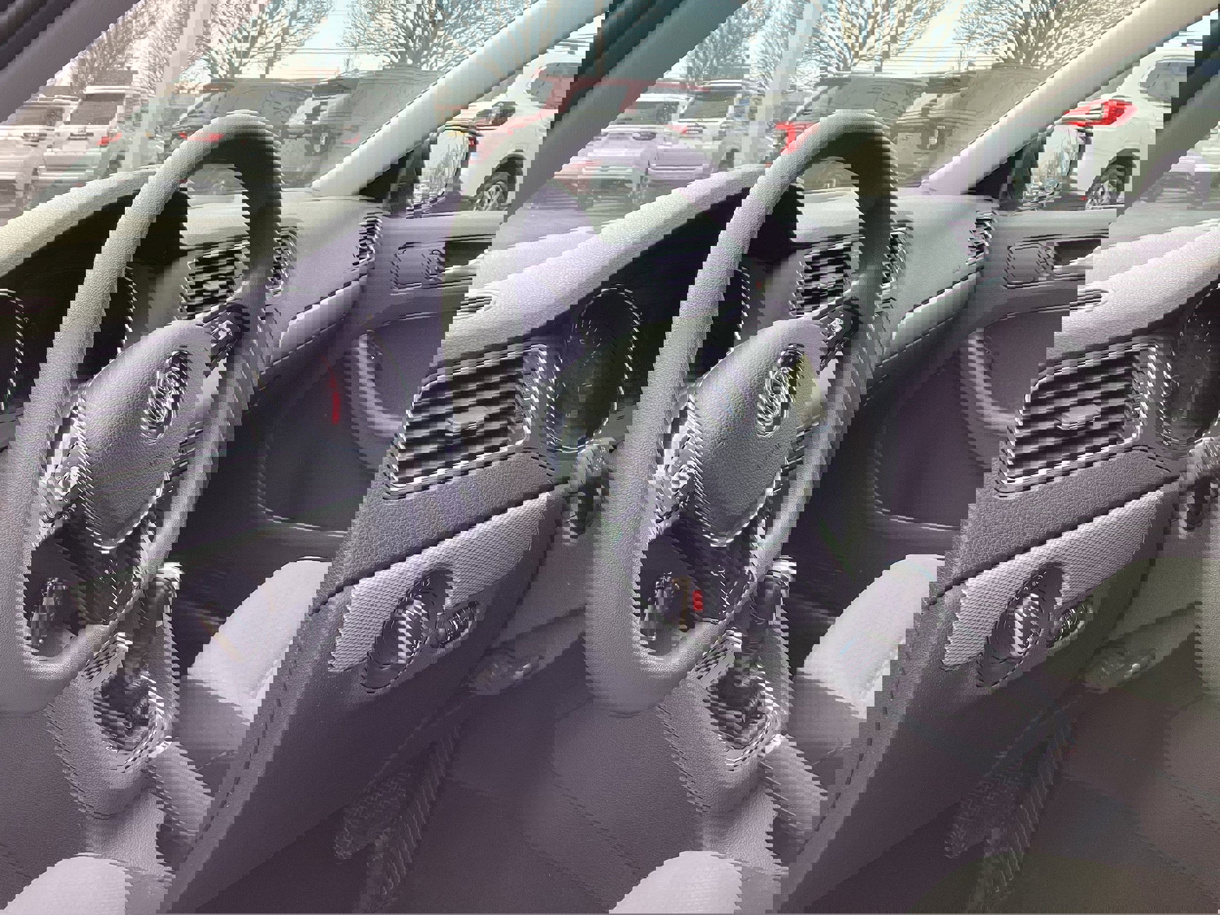 Used 2017 Volkswagen Jetta S image 11