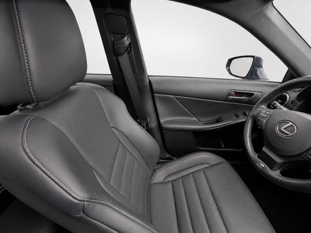 Used 2021 Lexus IS 350 F Sport w/ Navigation Package RWD image 9