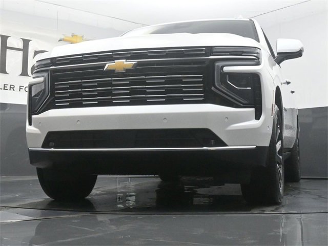New 2025 Chevrolet Suburban High Country image 35