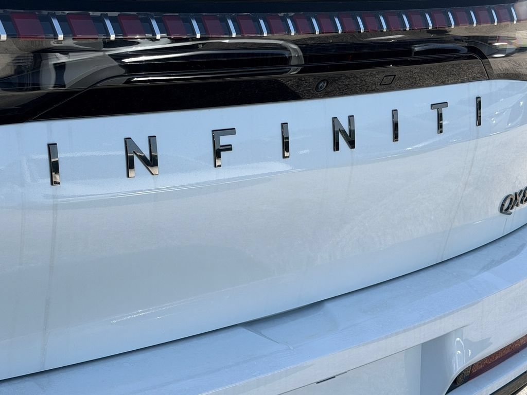 New 2027 INFINITI QX80 Autograph w/ Premium Cargo Package AWD/4WD image 10