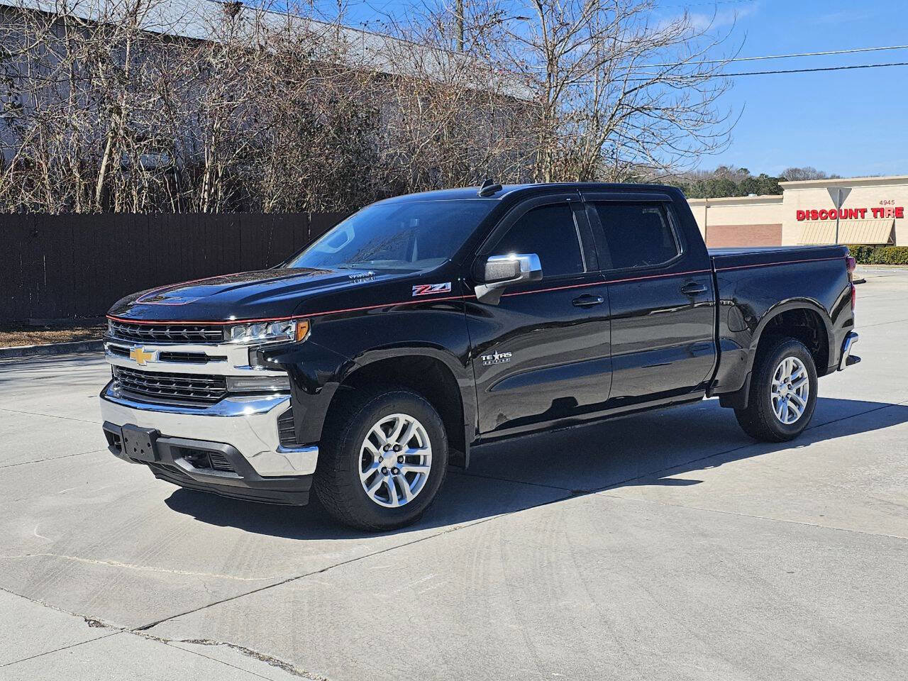 Used 2021 Chevrolet Silverado 1500 LT w/ Z71 Off-Road Package image 1