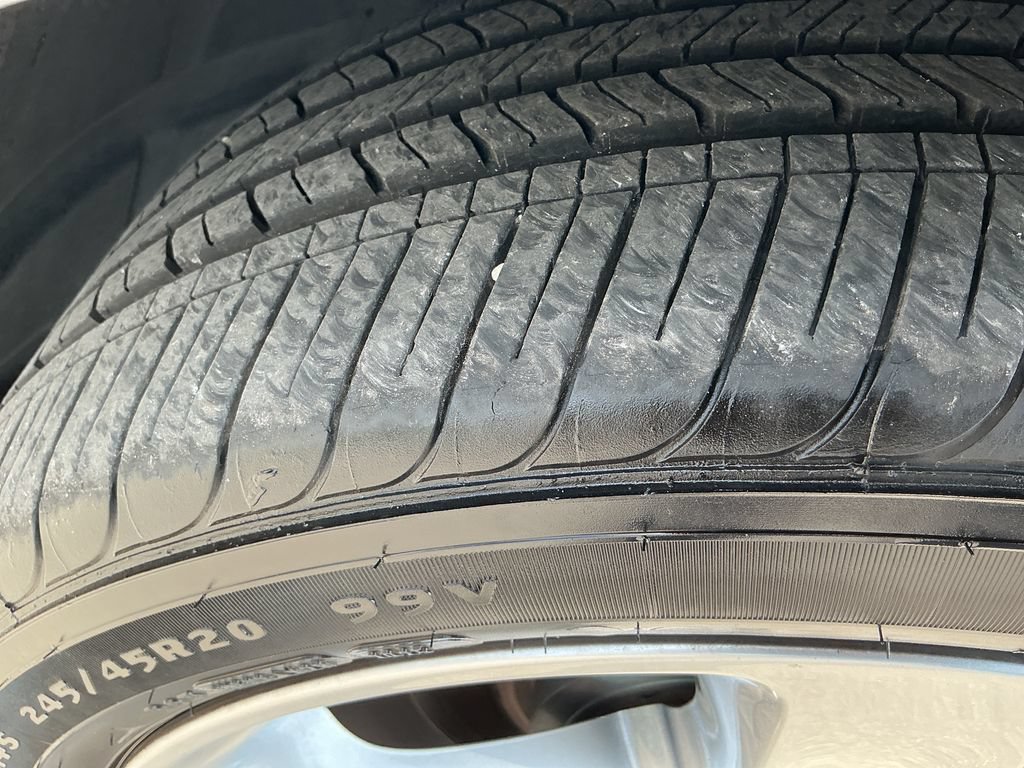 Certified 2018 Dodge Challenger R/T RWD image 30