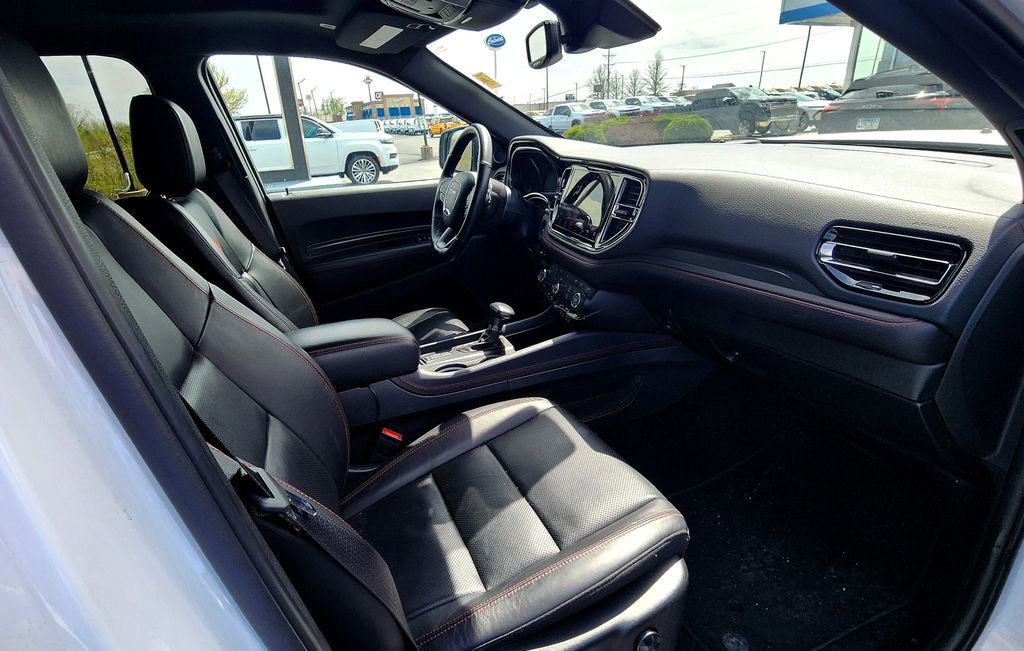Used 2025 Dodge Durango R/T image 76