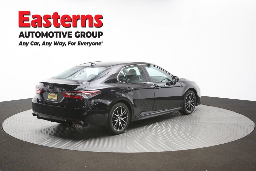 Used 2024 Toyota Camry SE w/ Cold Weather Package FWD image 40
