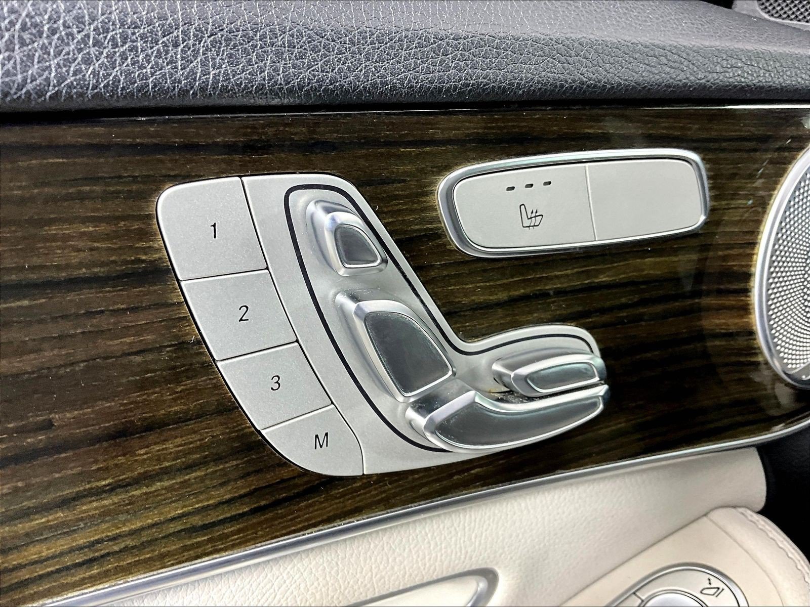 Used 2018 Mercedes-Benz C 300 4MATIC Sedan image 30