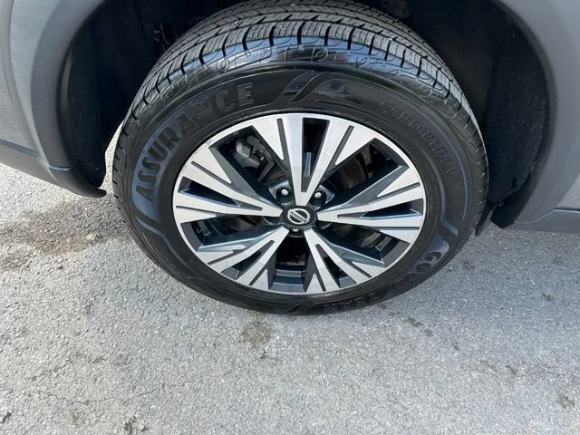 Used 2021 Nissan Rogue SV w/ Premium Package FWD image 11