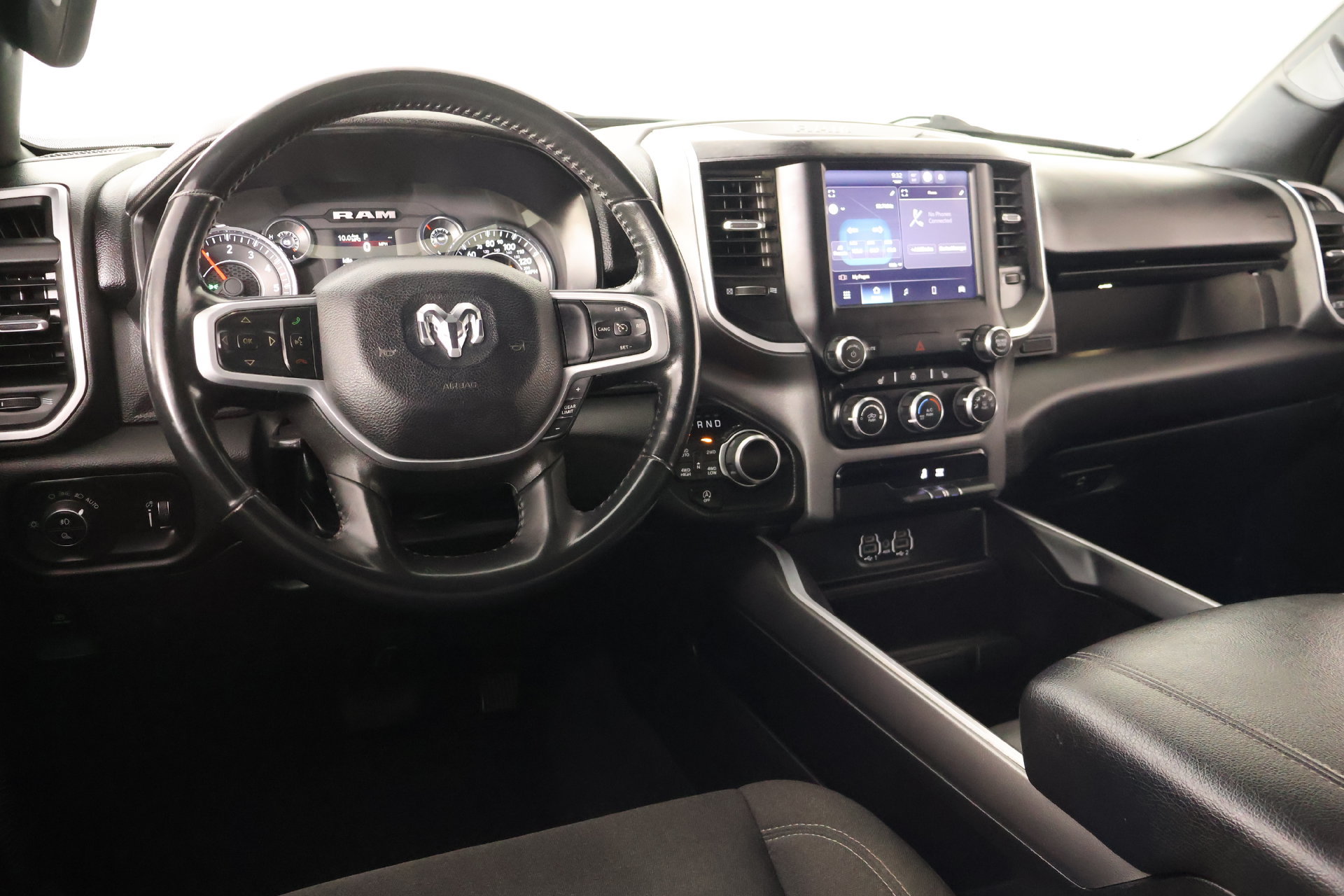 Used 2023 RAM 1500 Big Horn AWD/4WD image 2