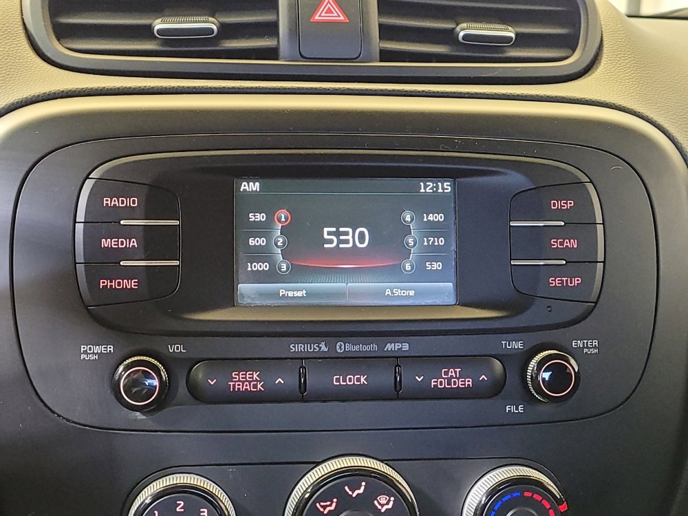 Used 2016 Kia Soul + FWD image 25