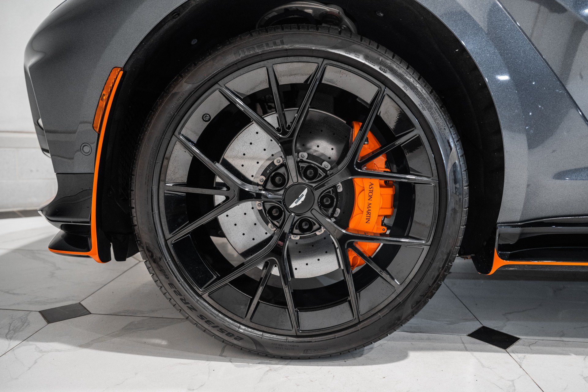 New 2025 Aston Martin DBX 707 AWD/4WD image 4