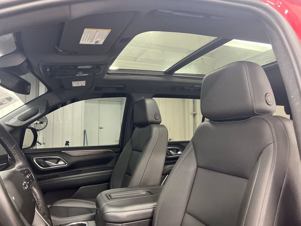 Used 2023 Chevrolet Tahoe Z71 w/ Luxury Package AWD/4WD image 20