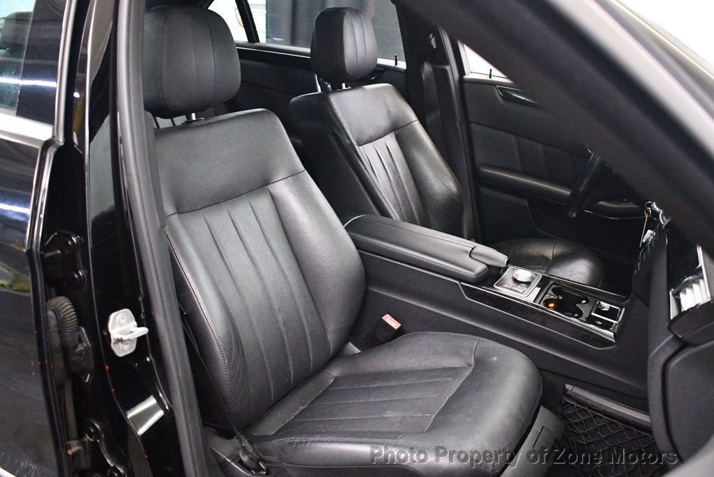 Used 2010 Mercedes-Benz E 550 4MATIC Sedan image 12