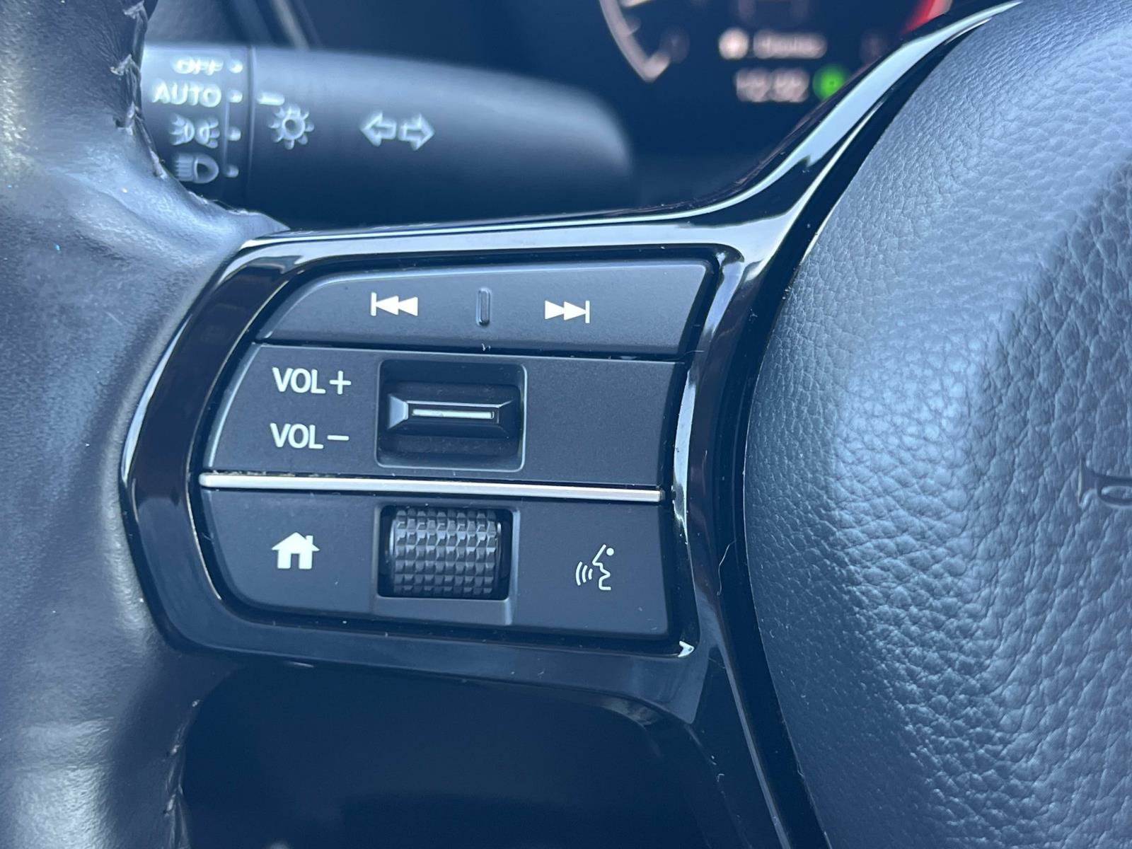 Certified 2023 Honda CR-V EX-L image 9