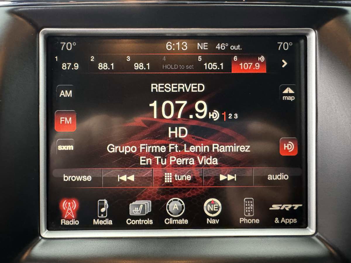 Used 2015 Jeep Grand Cherokee SRT w/ Luxury Group II AWD/4WD image 18