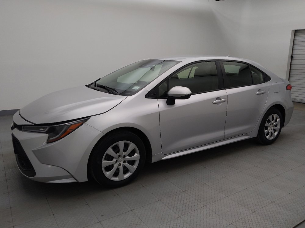Used 2021 Toyota Corolla LE image 2