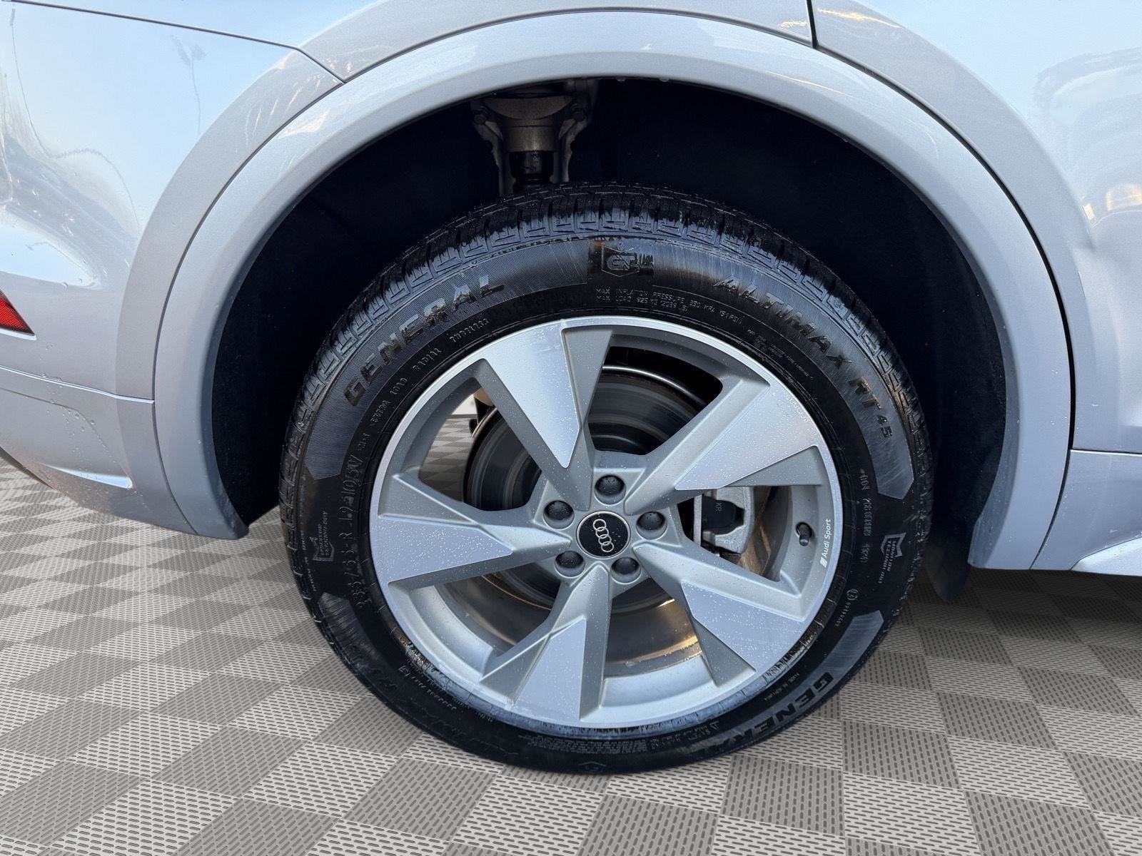 Used 2023 Audi Q5 2.0T Premium Plus w/ Premium Plus Package image 9