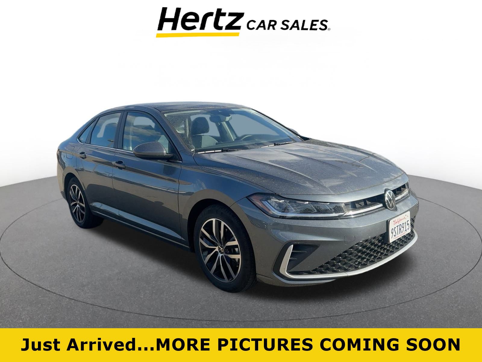 Used 2025 Volkswagen Jetta SE