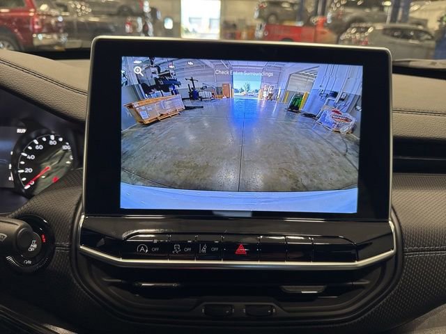 New 2025 Jeep Compass Latitude w/ Sun & Sound Group image 24