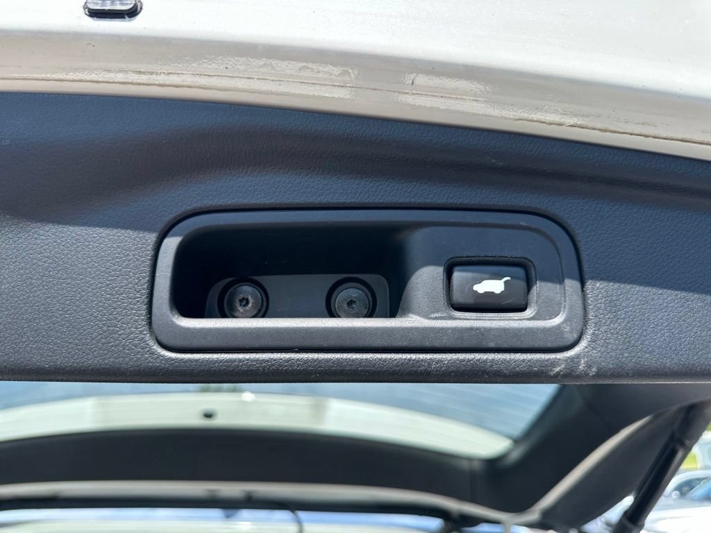 Used 2017 Honda Pilot EX-L image 12