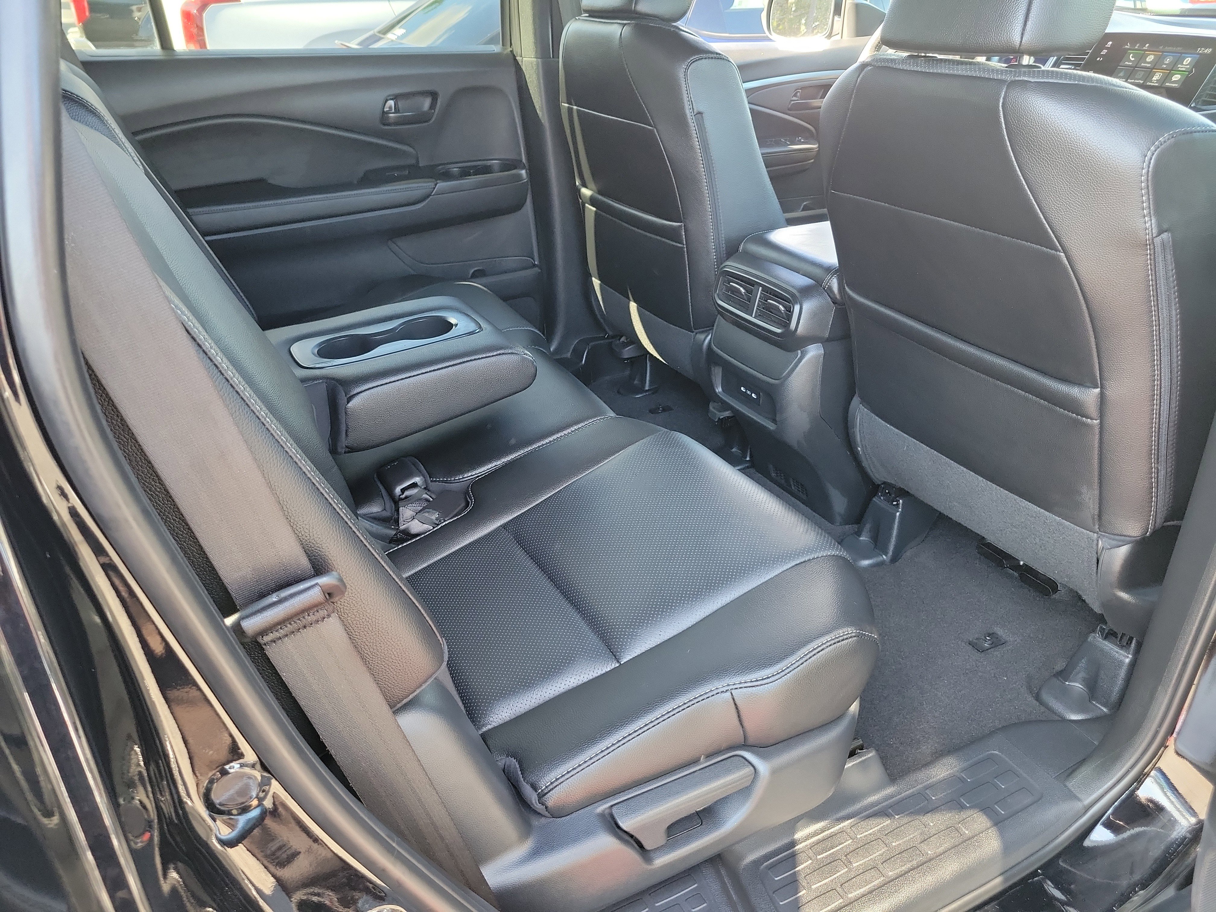 Used 2024 Honda Passport EX-L image 19