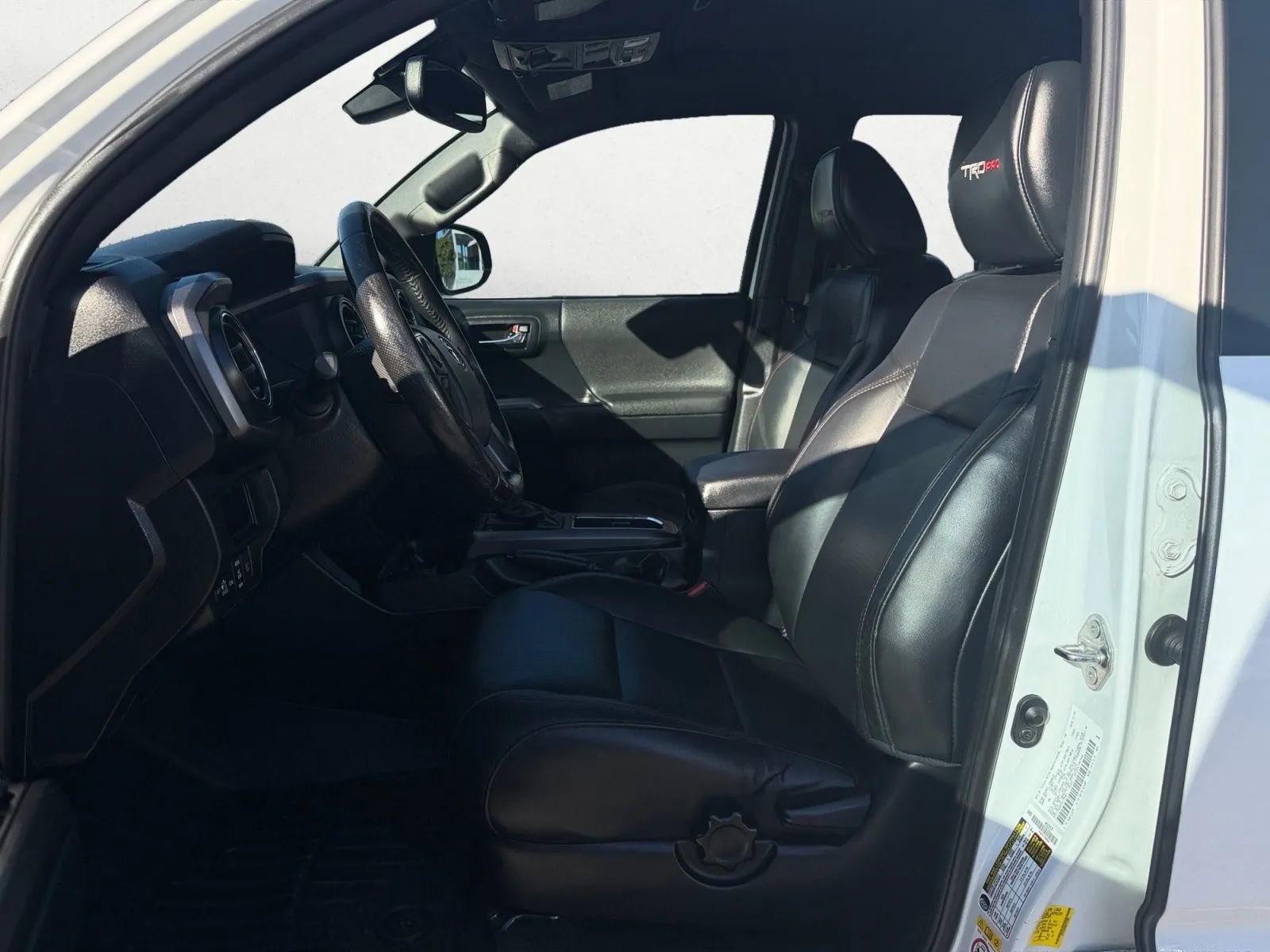 Used 2019 Toyota Tacoma TRD Pro AWD/4WD image 11