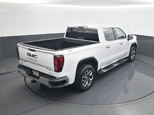 Certified 2023 GMC Sierra 1500 SLT w/ SLT Premium Plus Package AWD/4WD image 17