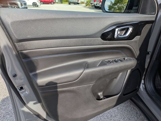New 2026 Jeep Compass Latitude AWD/4WD image 11