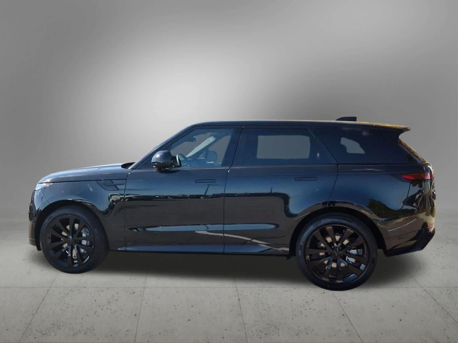 New 2027 Land Rover Range Rover Sport Dynamic SE AWD/4WD image 3
