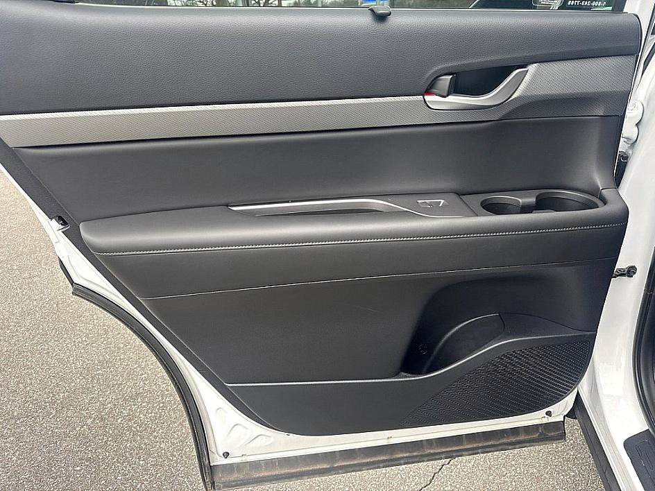 Certified 2025 Hyundai Palisade SEL image 14