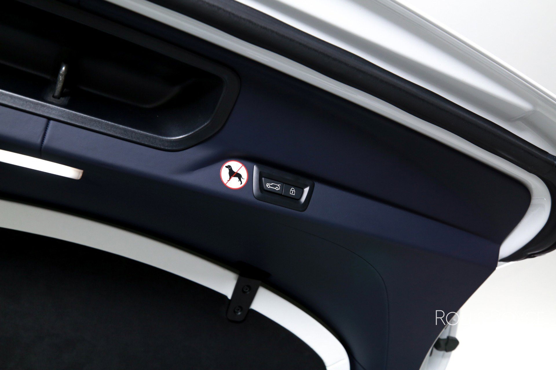 Used 2023 Rolls-Royce Cullinan Black Badge w/ Driver's Package image 29