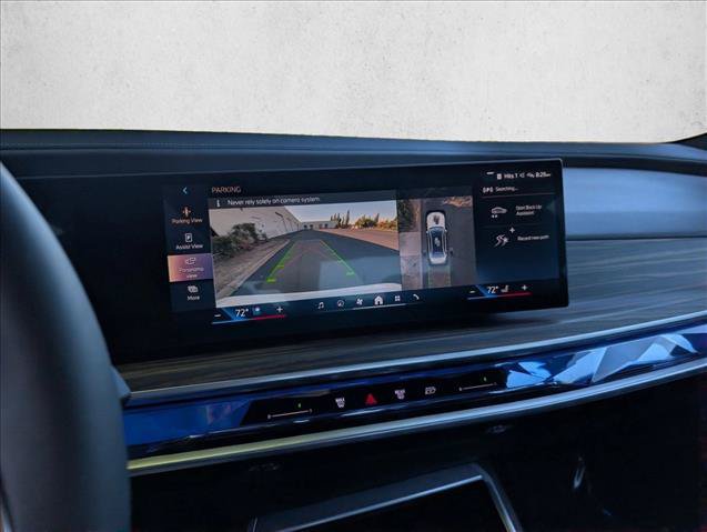 Used 2025 BMW i7 xDrive60 AWD/4WD image 18