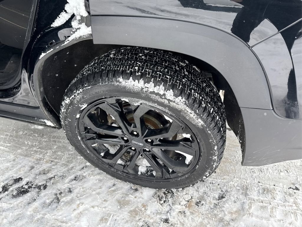 Used 2020 GMC Terrain SLE w/ Driver Convenience Package AWD/4WD image 23