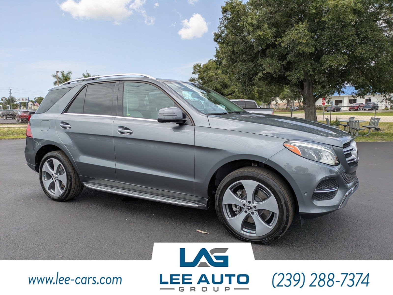 Used 2019 Mercedes-Benz GLE 400 4MATIC w/ Premium 3 Package image 1