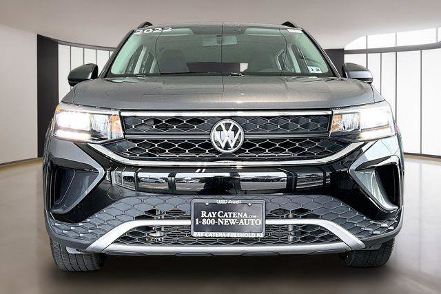 Used 2022 Volkswagen Taos S AWD/4WD image 2
