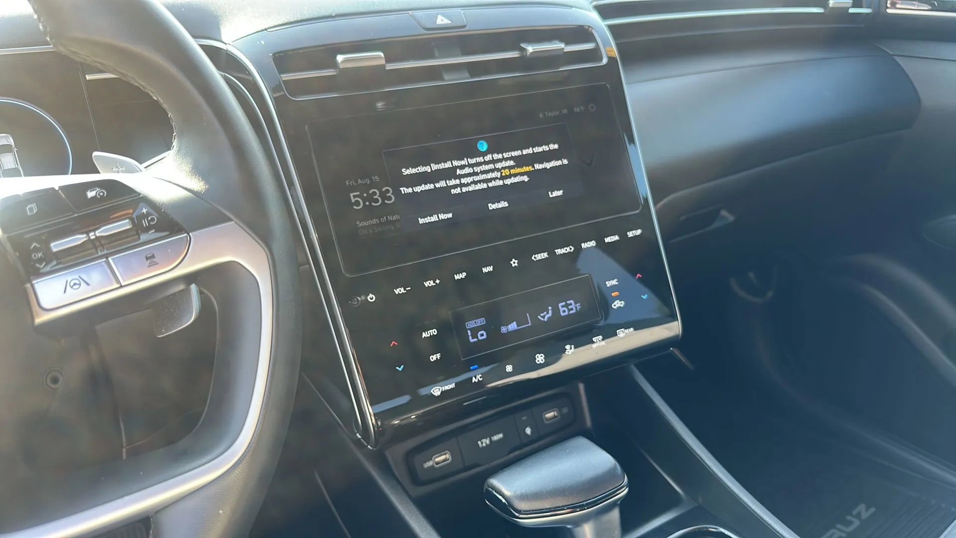 Used 2023 Hyundai Santa Cruz SEL Premium image 12