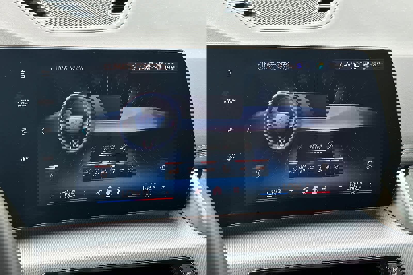 Used 2025 BMW X1 xDrive28i w/ M Sport Package image 23