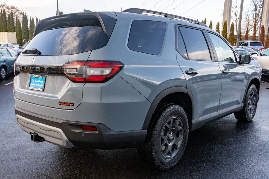 New 2025 Honda Pilot TrailSport image 6