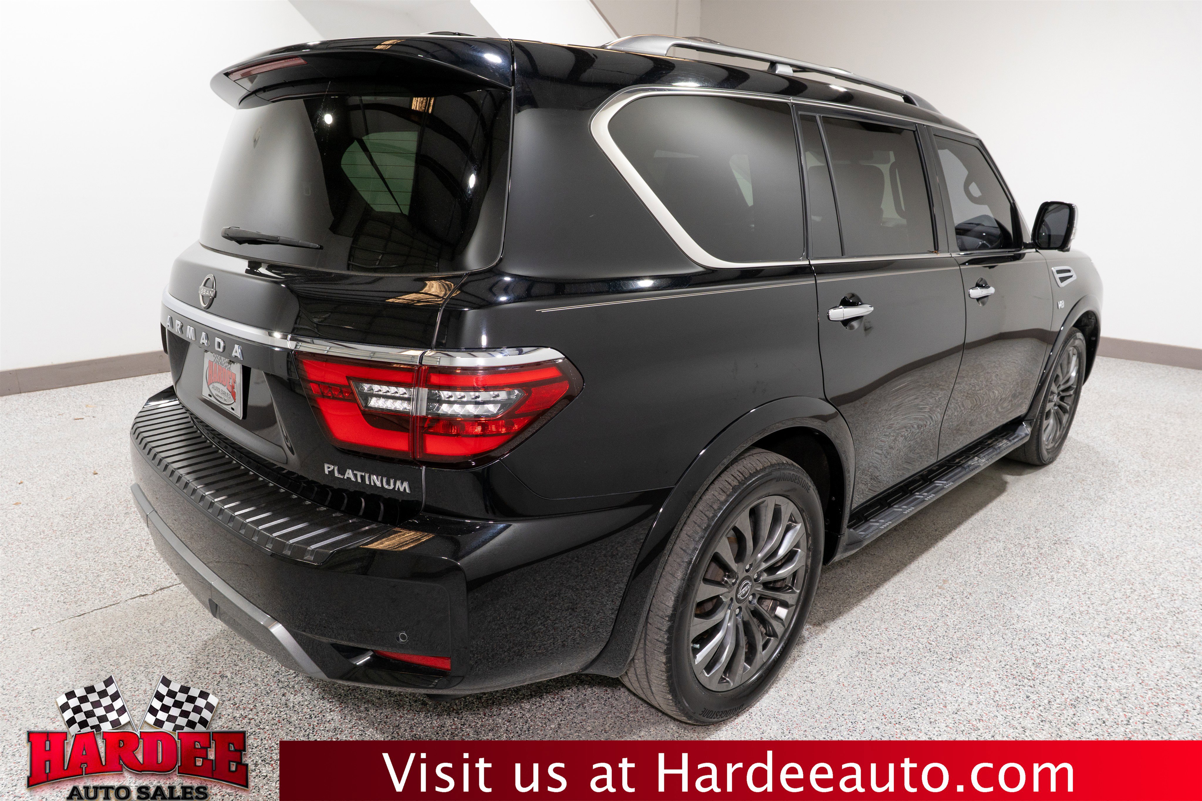 Used 2021 Nissan Armada Platinum image 5